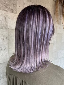 ミルヘアデザイン(mil hair design) ブリーチカラー　ピンクカラー　ミディアムロング　レイヤー