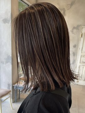 カムジーヘッド(COMEGHEAD) ミルクティーベージュダブルカラーケアブリーチハイライトカラー