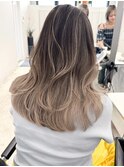 ハイライトバレイヤージュダブルカラーショートカット