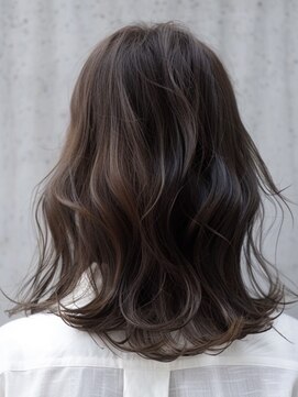 クラン(Chlan) 波巻きゆるふわミディ