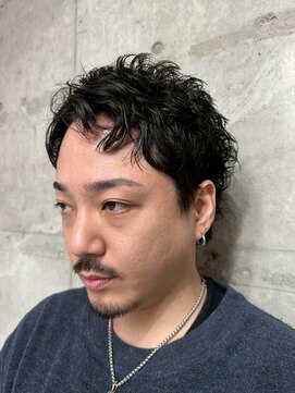 メンズサロン キング 心斎橋店(Men’s salon K!ng) 波巻きツイストスパイラルパーマ/フェザーパーマ/眉毛/メンズ