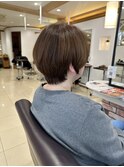 白髪ぼかし丸みショート