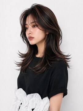 サーカス バイ ビュートリアム 青山(CIRCUS by BEAUTRIUM) レイヤーカット ハイライト 白髪ぼかし 表参道 青山 30代 40代