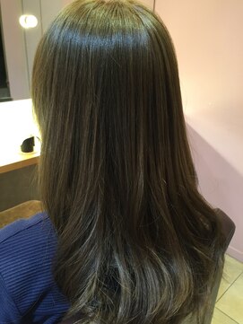 アミューズ(amu se) 【amu★se style】赤みを消したマットアッシュカラー☆