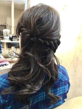 ガビーヘアルーブ(gabi hair LOOB) 大人ダウンスタイル