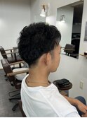 アップバング×刈り上げスタイル