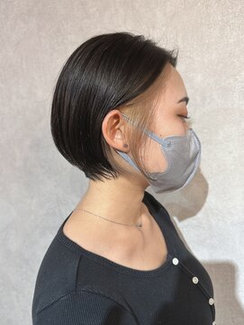 シアン(CYAN) #20代30代#ショートボブ#イヤリングカラー#ミルクティーベージュ