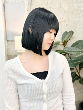 ノエ(noe) 切りっぱなしボブ×艶髪MI8