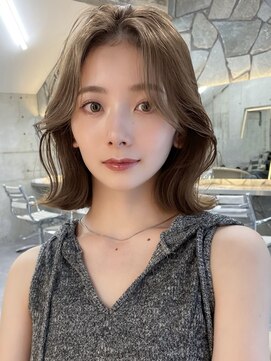 サイン 表参道(SIGN) 韓国ヘアーハッシュカットレイヤーカットグレージュブリーチ無し