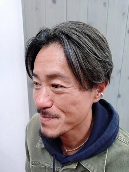 フレークヘアーデザイン(FLAKE Hair Design)の写真/【大船駅徒歩5分】眉カットでお顔の印象UP♪トータルでの身だしなみケアは<FLAKE Hair Design>にお任せ！