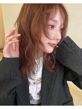 キアラ(Kchiara) ふんわりレイヤーカット