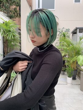 ウォーター 表参道(WATER) ペールグリーン/切りっぱなしボブ【表参道】@water.hair
