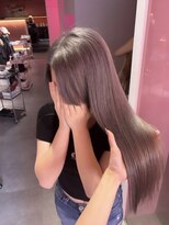 ダズリングディア(Dazzling Deer)&nbsp;ミルクティーグレージュ/ストレートロング/ハイトーン