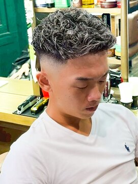 プロショップウェーブ セカンド(PRO SHOP WAVE II) スペインカール/プードルパーマ/メンズパーマ/マレットヘア