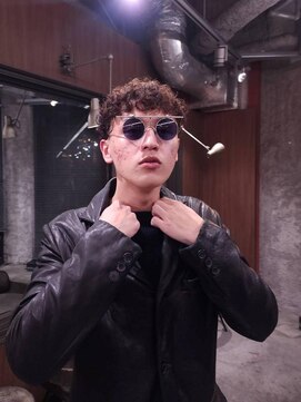 ブロック ジャポン(bloc japon) カットパーマ フェードカット コンパクトアフロ/池田裕和