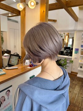 ギャラクシー ヘアードレッサーズ(galaxy hairdressers) 大人ショートグレージュエンドカラー
