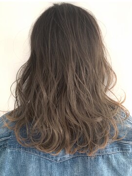 ヴェイン(VEIN) 【VEIN】デザインカラー 無造作カール ロングヘア イルミナ