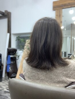 ヘアサロン スタイリスタ(hair salon stylista)の写真/≪ツヤ×透明感≫人気の外国人風カラーにも対応◎ダメージレスにトレンドカラーが楽しめるのが嬉しい♪