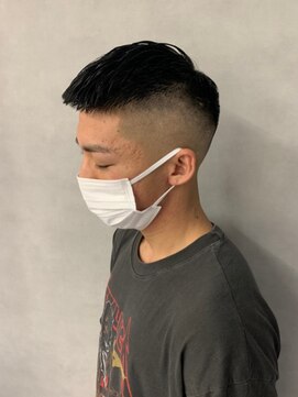 ソアー 新大阪(SOAR) 男らしさ抜群◎スキンフェード×アップバング【新大阪】