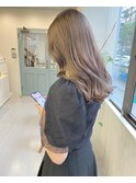 ハイトーングレージュ