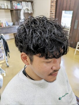 デュオ(DUO) ツーブロックマッシュ、スパイラルパーマ