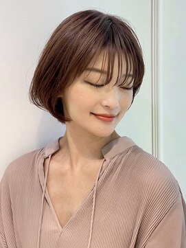 アイスバーグ(eyesburg) 20代30代40代/ひし形ショートボブ/レイヤーボブ/前髪あり