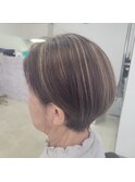 耳かけくびれショート