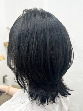 ミッシェル アフロート(michelle afloat) ２０代３０代◎ひし形Cカーブ外ハネミディアムくびれレイヤー