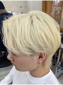 センターパートウルフ