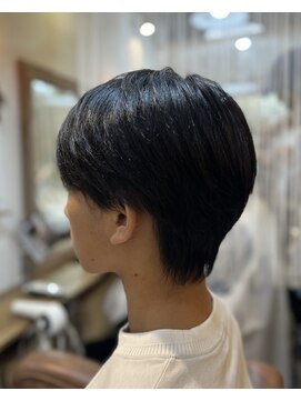 クオリア(QUALIA) 韓国風襟足シースルーマッシュ