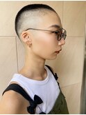 ミヤザキスタイル　20代30代40代 黒髪刈り上げハンサ ムショート