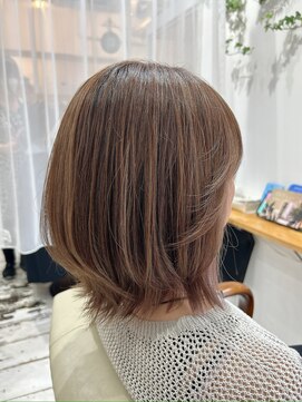 コンフィープラス(comfy plus) 大人美人くびレイヤー透明感インナーカラーピンクハイトーン