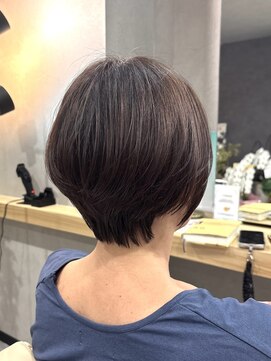 テト(teto) 大人ショート/ひし形シルエット/前髪あり/30代・40代・50代