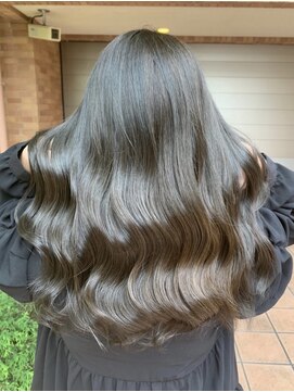 マティス 表参道(matiz) ウォームブラウン　ダークグレー　ハッシュカット韓国巻き