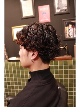 バーバーショップ レガロ(REGALO) 波パーマ