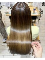 プラグ バイ ネオリーブ(plug by neolive) 髪質改善　美髪　艶髪　酸熱トリートメント　J