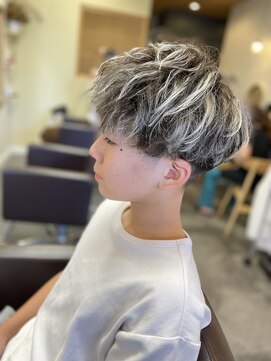 ヘアーズ ルポ(Hair's Repos) ハイライトツイストスパイラル