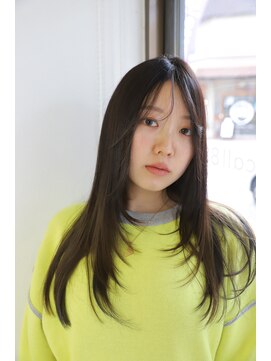 スリーヌーン(THREE noon) やわらか透明感アッシュ小顔ロングレイヤー