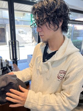 ブラウンズズシ(BROWNS Zushi) スパイラルパーマ【逗子メンズカット】