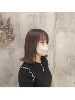 ビスポーク(BESPOKE)&nbsp;20代30代大人可愛い外ハネスタイル