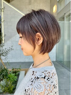 リアン(Lian) くびレイヤー人気のショートボブ