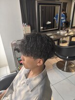 アイズ 海老名(AIZU)&nbsp;ツイストスパイラルパーマ　メンズパーマ　マッシュパーマ　眉毛