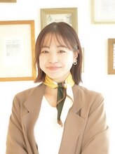今日の彼女の髪は魔法的 山本 愛