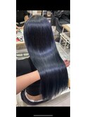 【吉田 佑衣】青みが可愛いネイビーカラー