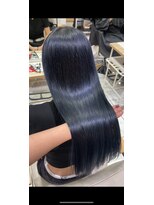 ゼスト フィーノ(ZEST fino)&nbsp;【吉田 佑衣】青みが可愛いネイビーカラー