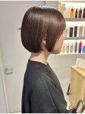 ミニボブ×ブラウンベージュ