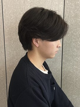 ニアウ 太田店(Niau) メンズナチュラルセンターパートニュアンスパーマ毛流れ重視