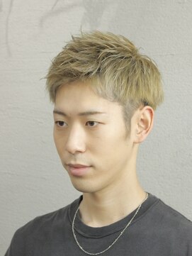 ミッドシー(mid-c) ツーブロックショート［メンズカット/ツーブロック/眉カット］