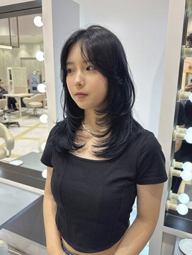 リー 梅田(Lee) 韓国レイヤーカット/ブルーブラック