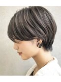 骨格矯正風ショート